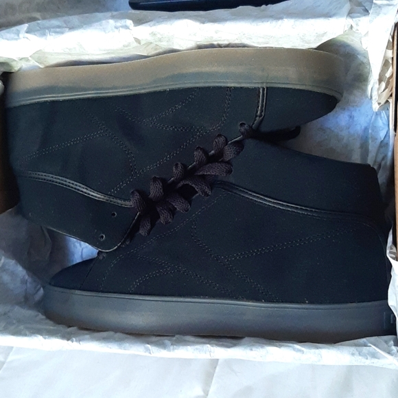 Reebok Classic T Raww High-Tops *NWT* - Picture 7 of 12